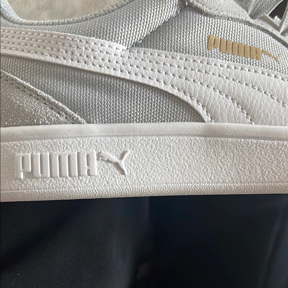 Puma Gray Sneakers with Suede/Fabric Upper and Low-Top Design Men’s size 8 NIB - Picture 7 of 7